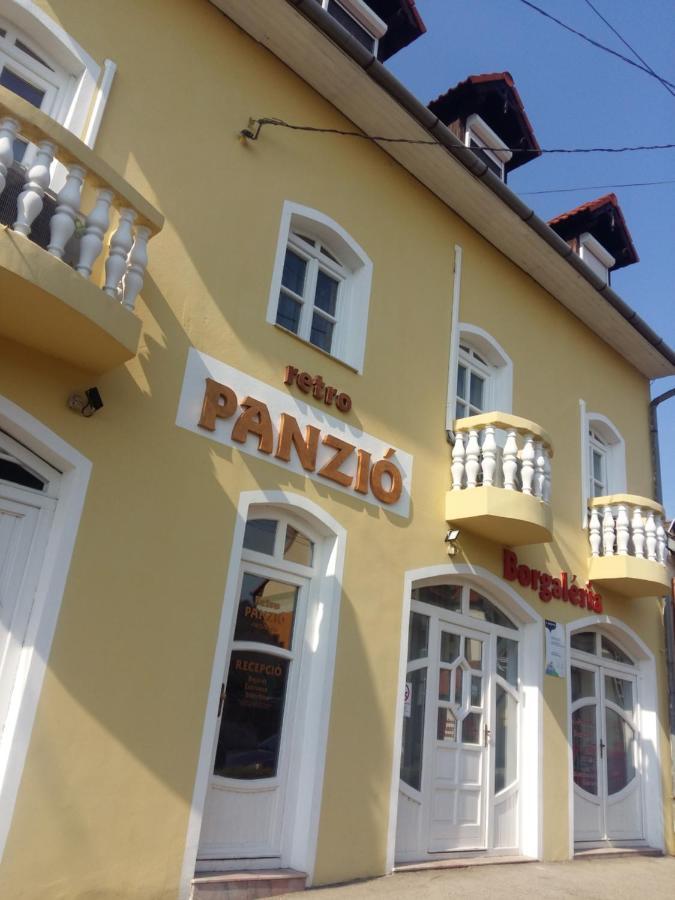 Retro Panzio Bed and Breakfast Pécs Eksteriør billede
