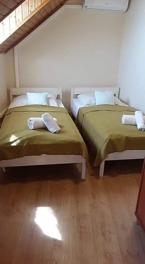Retro Panzio Bed and Breakfast Pécs Eksteriør billede