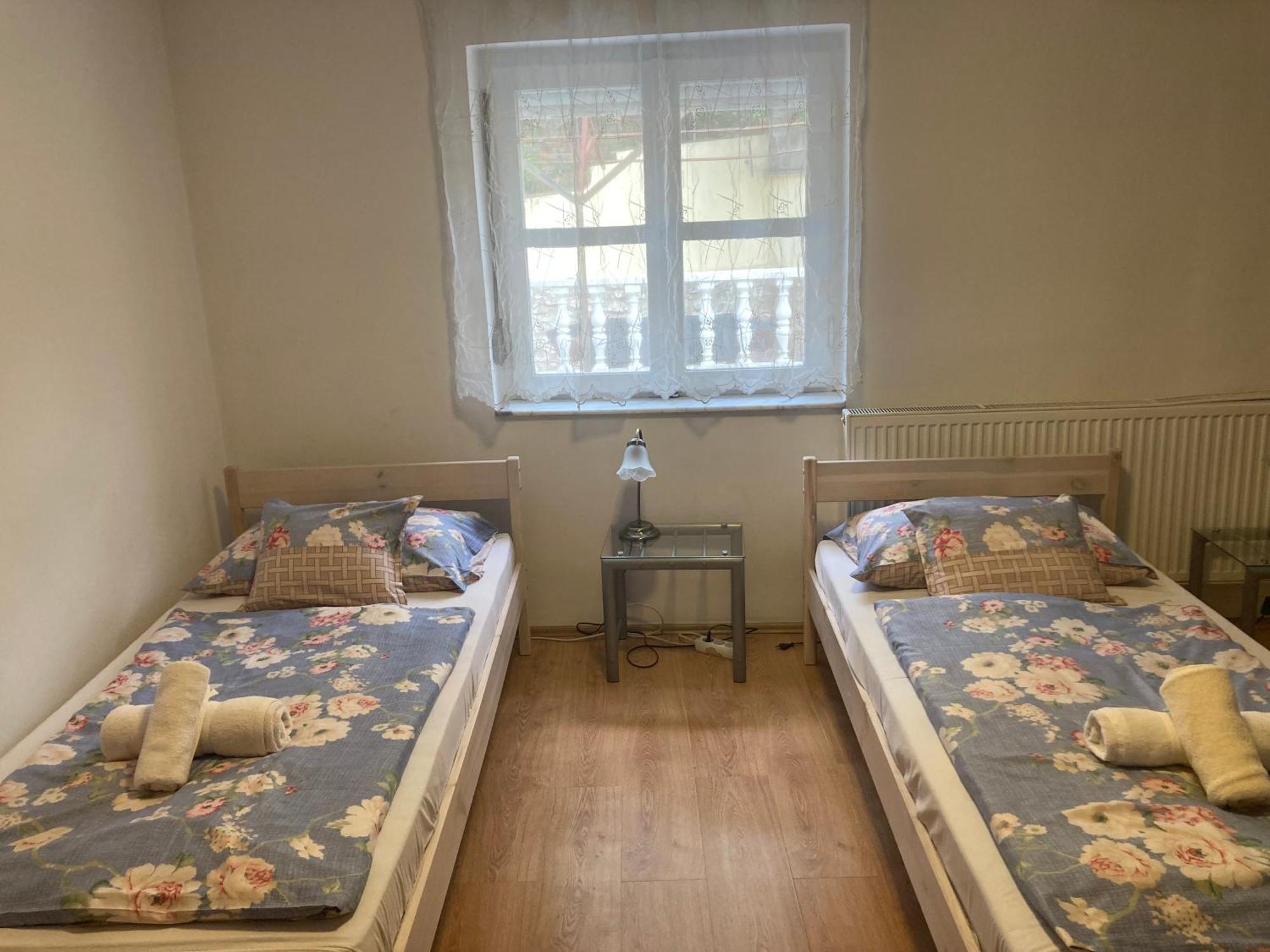 Retro Panzio Bed and Breakfast Pécs Eksteriør billede